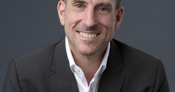 Tom Follain